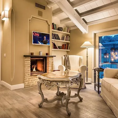 Palazzo Dessy Historic House 4*