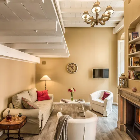 Palazzo Dessy Historic House 4*