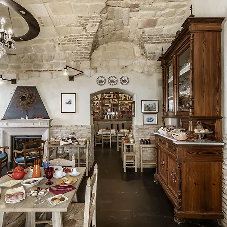 Palazzo Dessy Historic House
