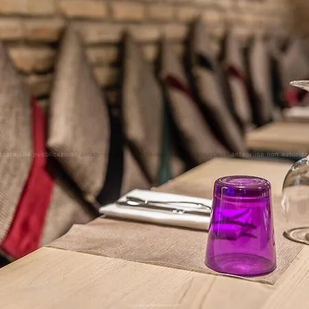 Palazzo Dessy Historic House Penzion 4*