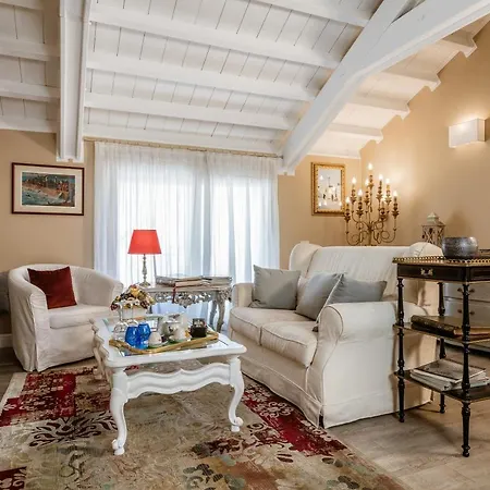 Palazzo Dessy Historic House