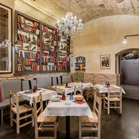 Palazzo Dessy Historic House Penzion 4*