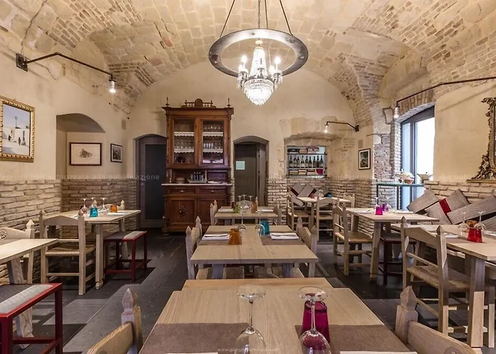 Гостевой дом Palazzo Dessy Historic House Кальяри