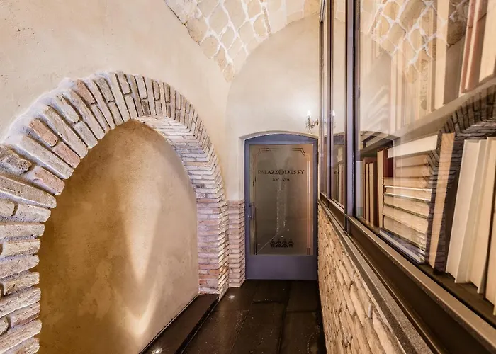 Palazzo Dessy Historic House 4* Кальяри