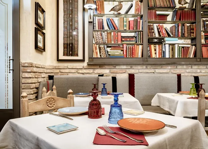 Гостевой дом Palazzo Dessy Historic House Кальяри